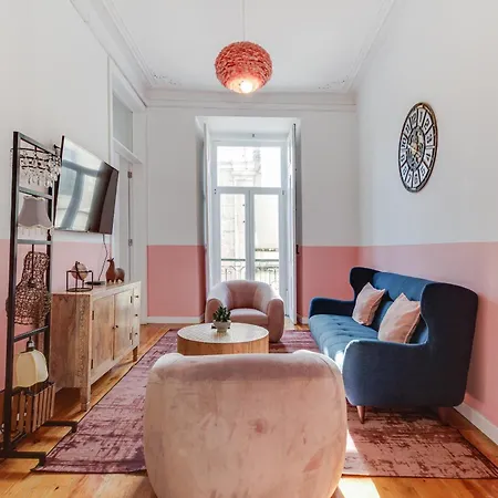 Apartment Beautiful 2br High Ceiling/50m From Timeout Market *