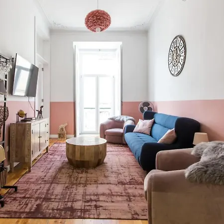 Apartment Beautiful 2br High Ceiling/50m From Timeout Market *