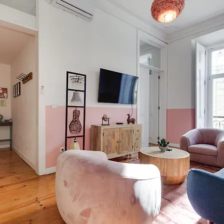 Beautiful 2br High Ceiling/50m From Timeout Market *